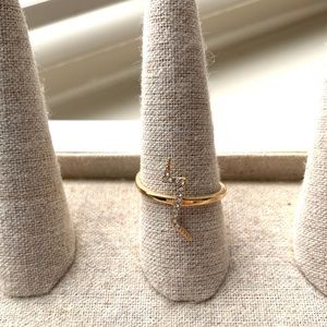 NWOT Stella & Dot Lightning Pave Ring - gold